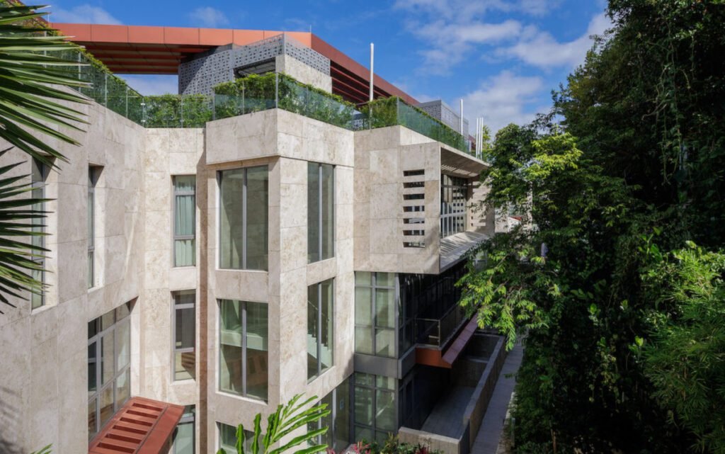 Nassim Quattro Travertine Facade
